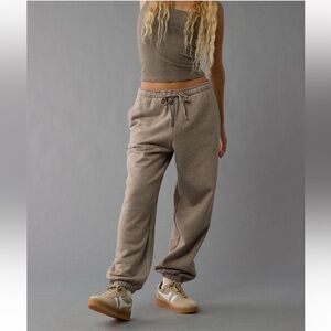 New! American Eagle Luxe Jogger Sweatpants!